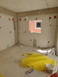 From Bare Walls to a Dream: My Aegina Home Journey Begins